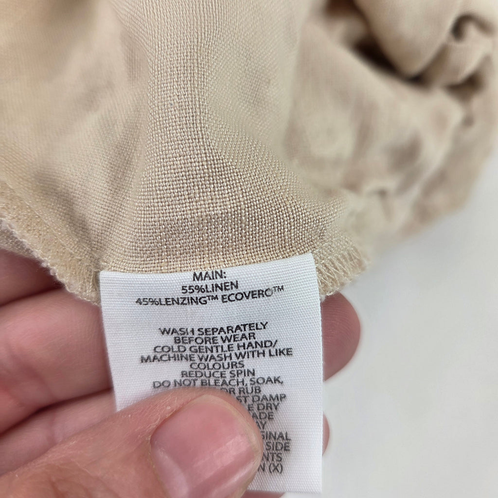 Aere Women's Beige Shorts