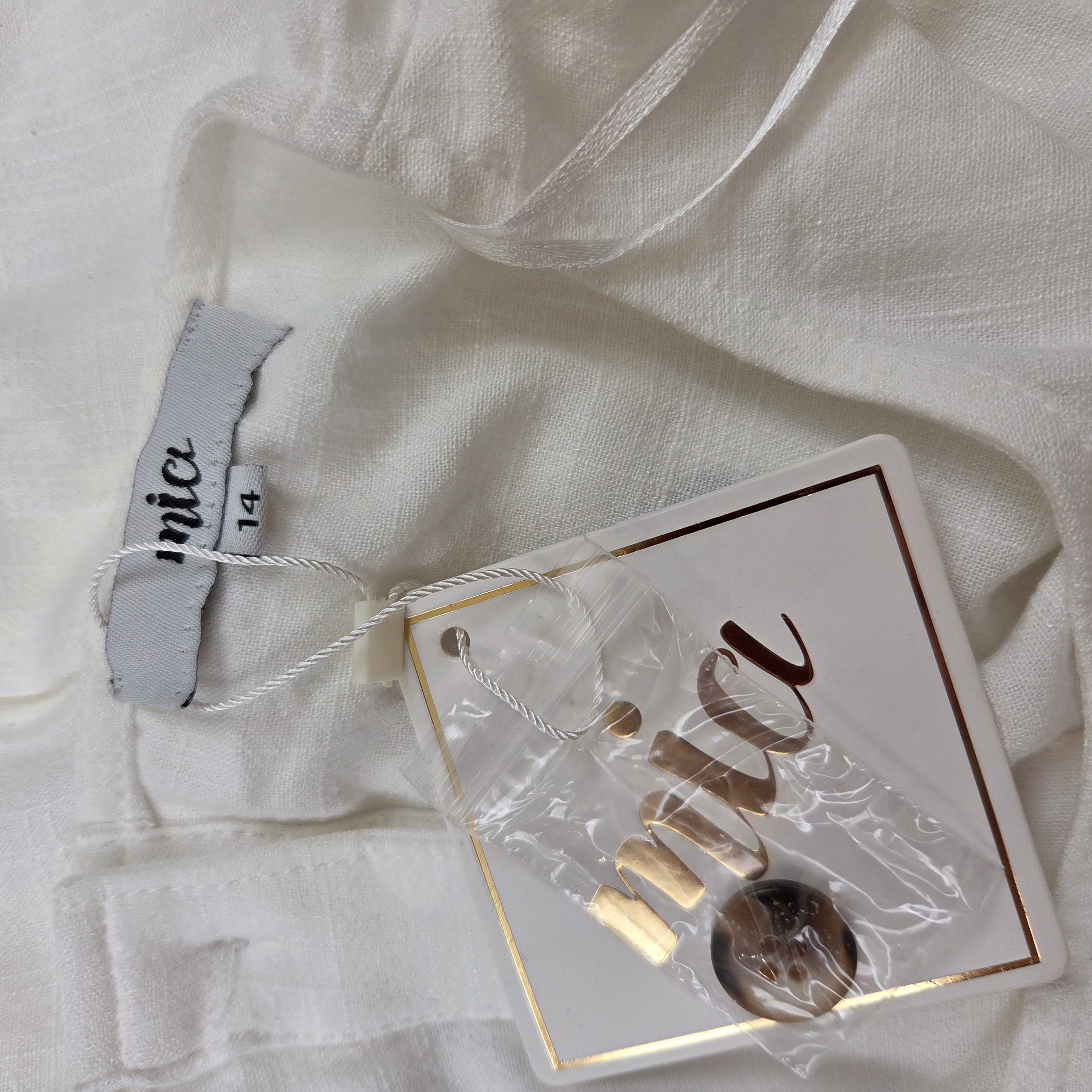 Mia 3/4 Sleeve White Top