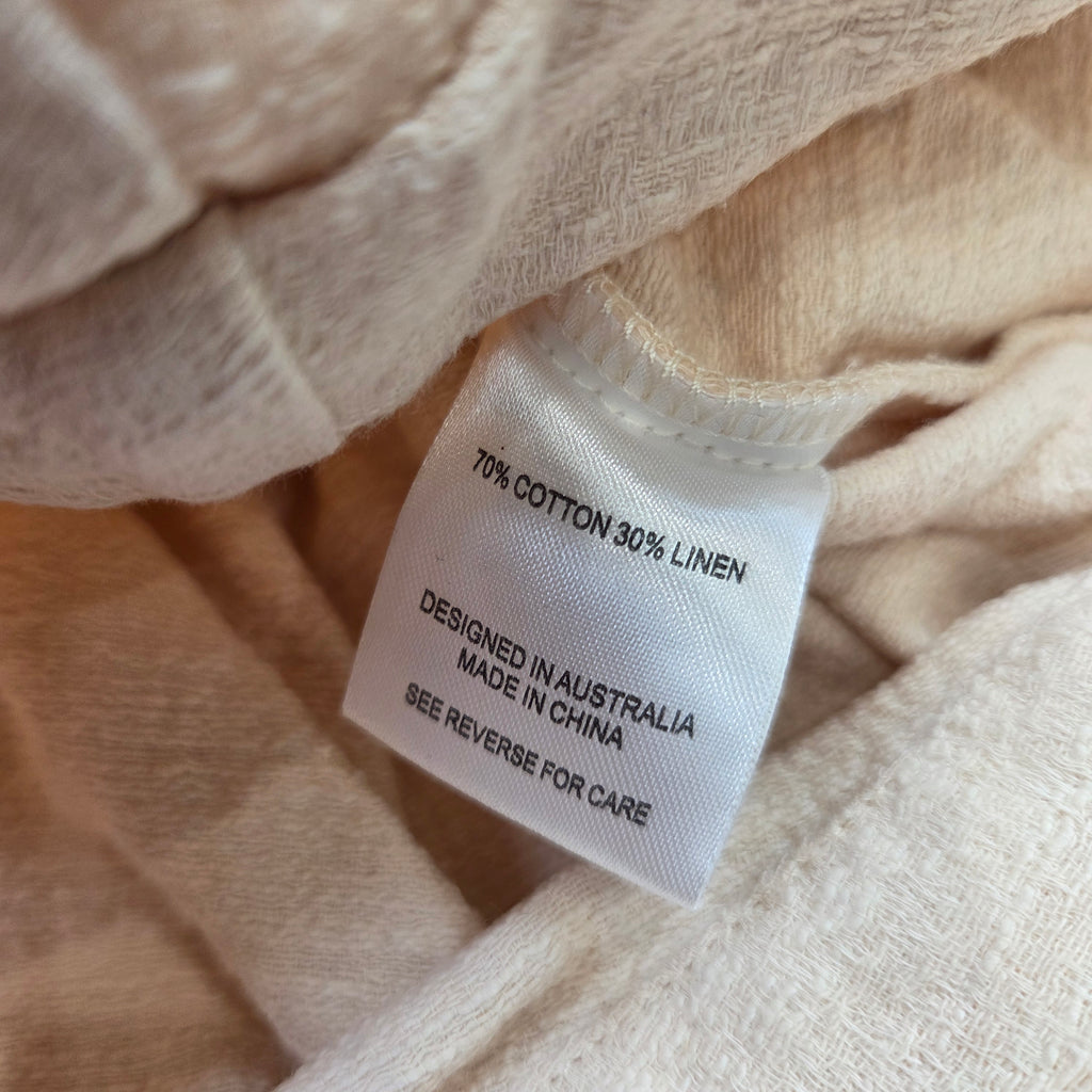 Issy Cream Women's Shorts