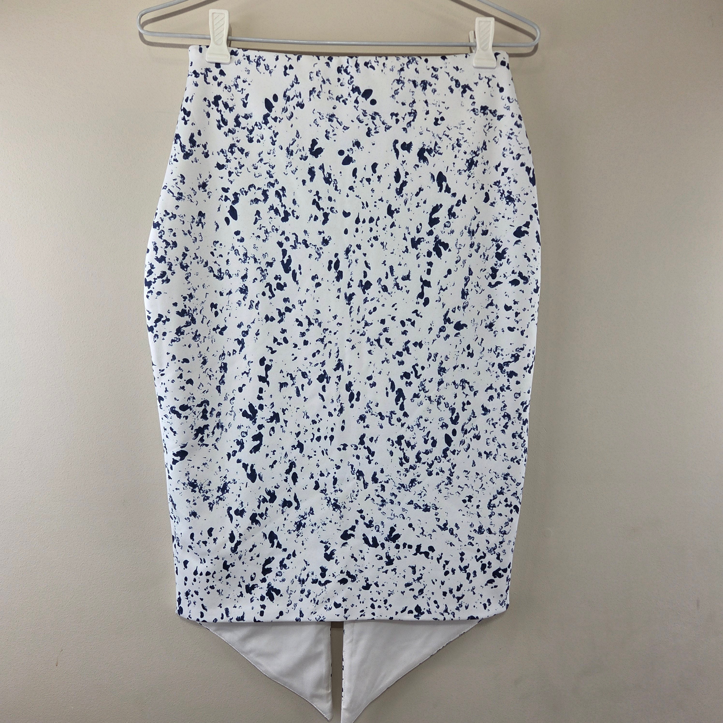 Backstage White & Blue Spotty Mid Length Skirt