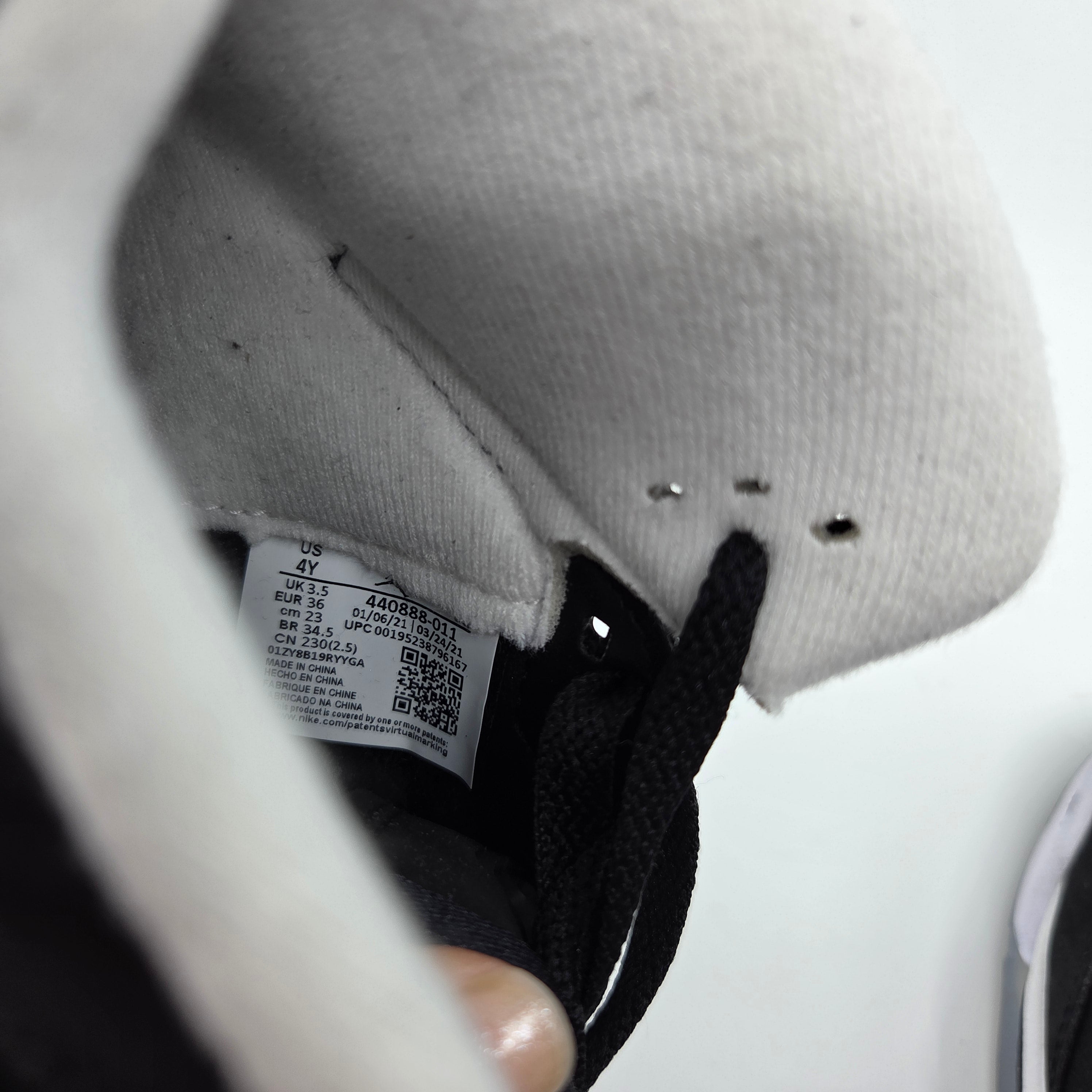 Air Jordan 5 Retro Oreo Black Sneakers