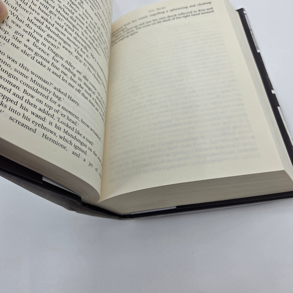 Harry Potter and The Deathly Hallows Hardcover Book